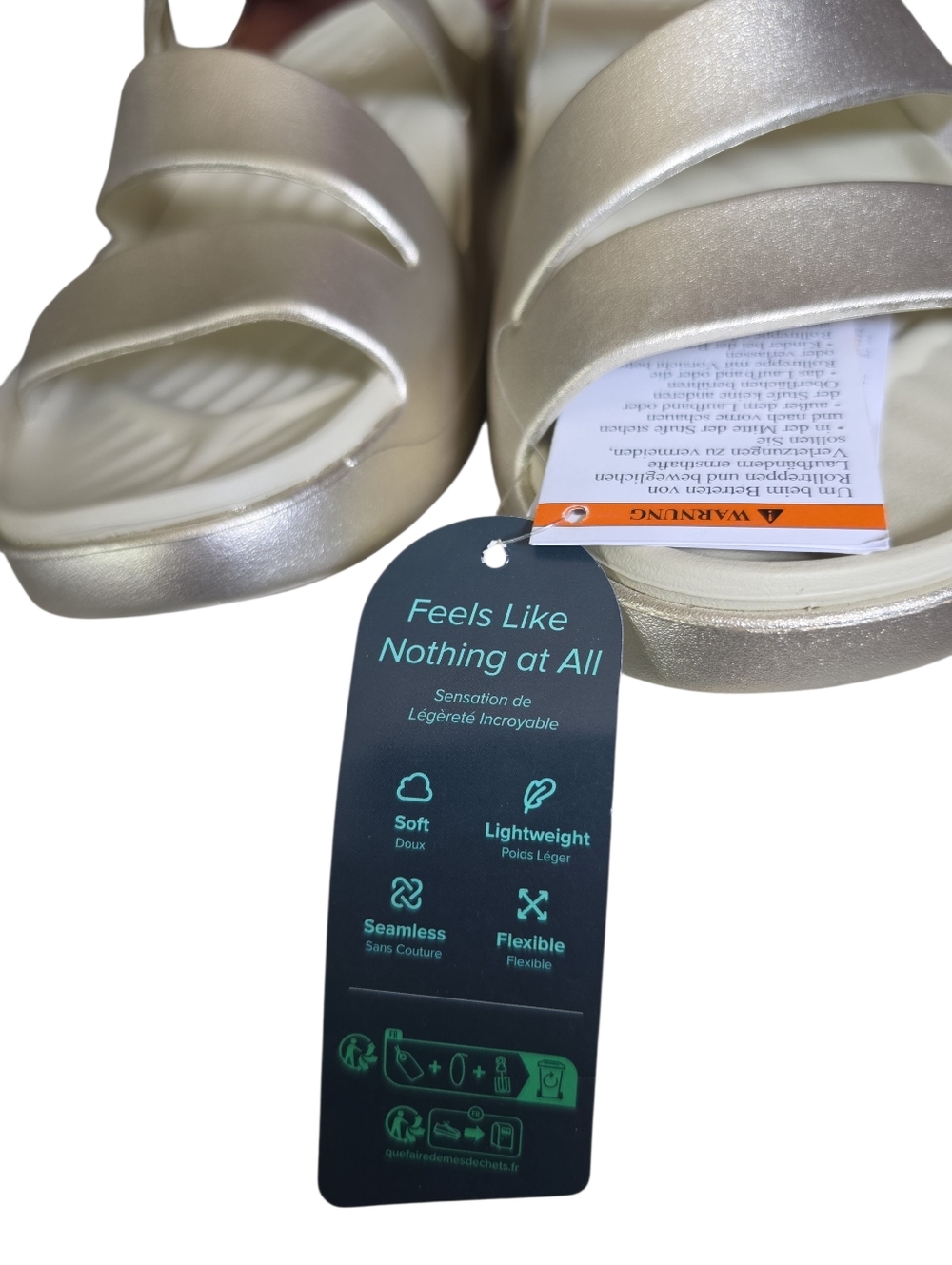 CROCS Women's Free Feel Metallic Champagne Triple-Strap Slide Sandals NWT Size 9 - Picture 6 of 8